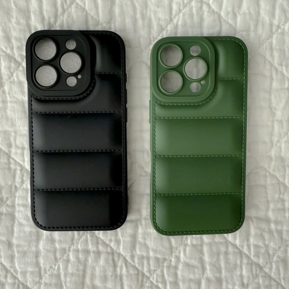 Other - iPhone 16 Pro Black & Green Smartphone Cases